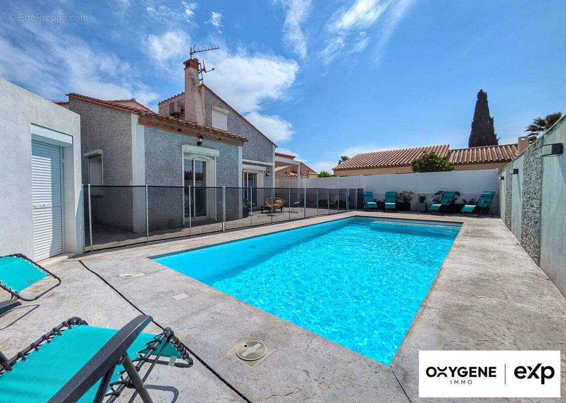 Maison à SAINT-LAURENT-DE-LA-SALANQUE