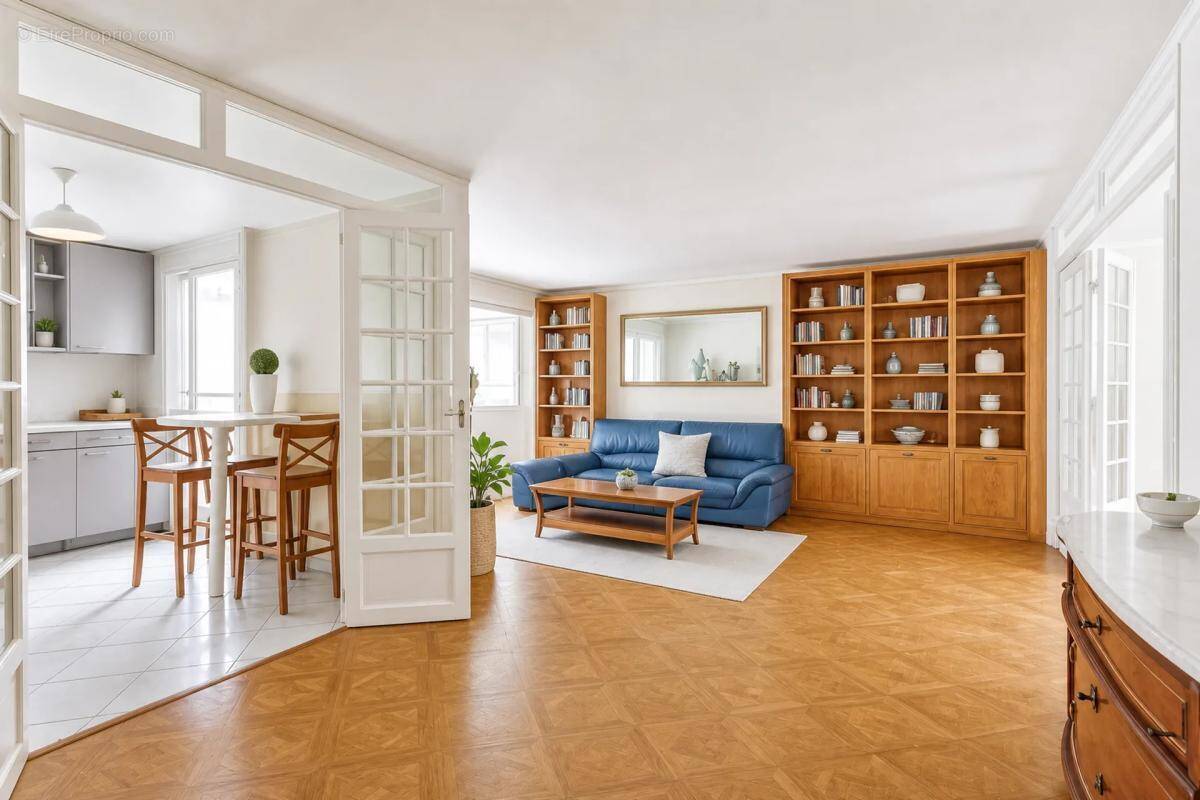 Appartement à LE KREMLIN-BICETRE