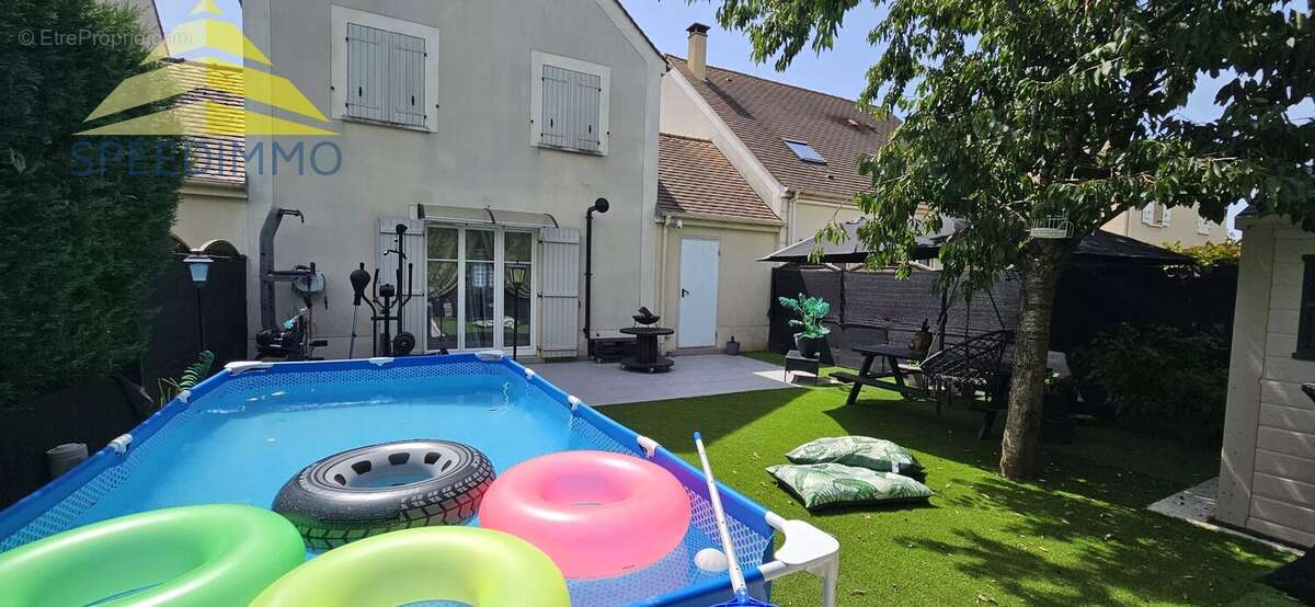 Maison à PERIGNY