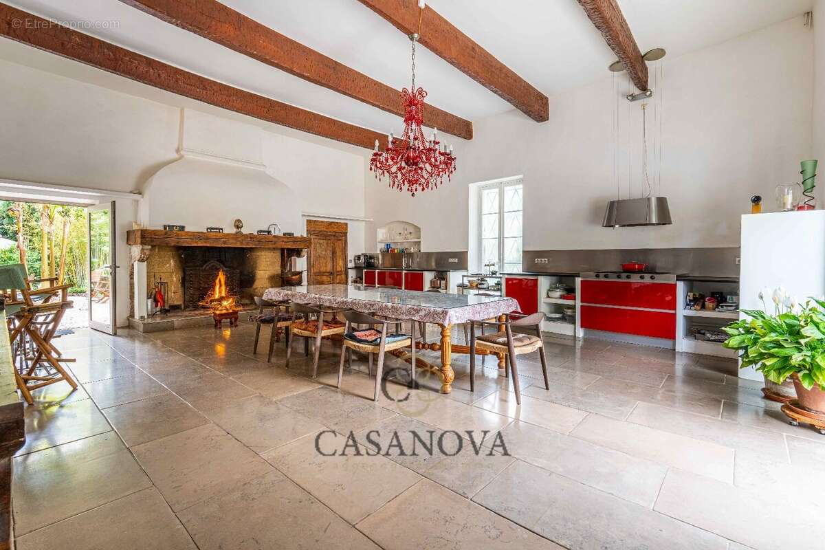 Maison à BEZIERS