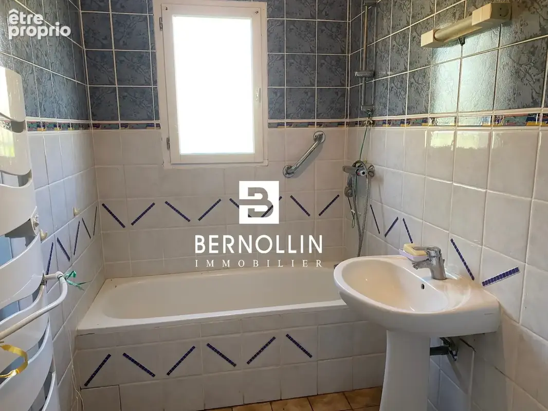 Maison de plain-pied avec fort potentiel sur 1000 m2 de terrain à Attignat - photo 8