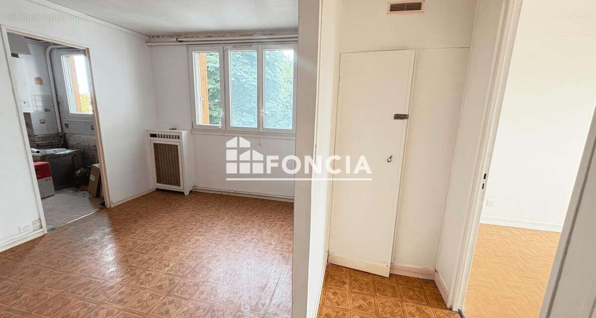 Appartement T3 à Montreuil quartier Boissière, au calme, à proximité des commodités - photo 4