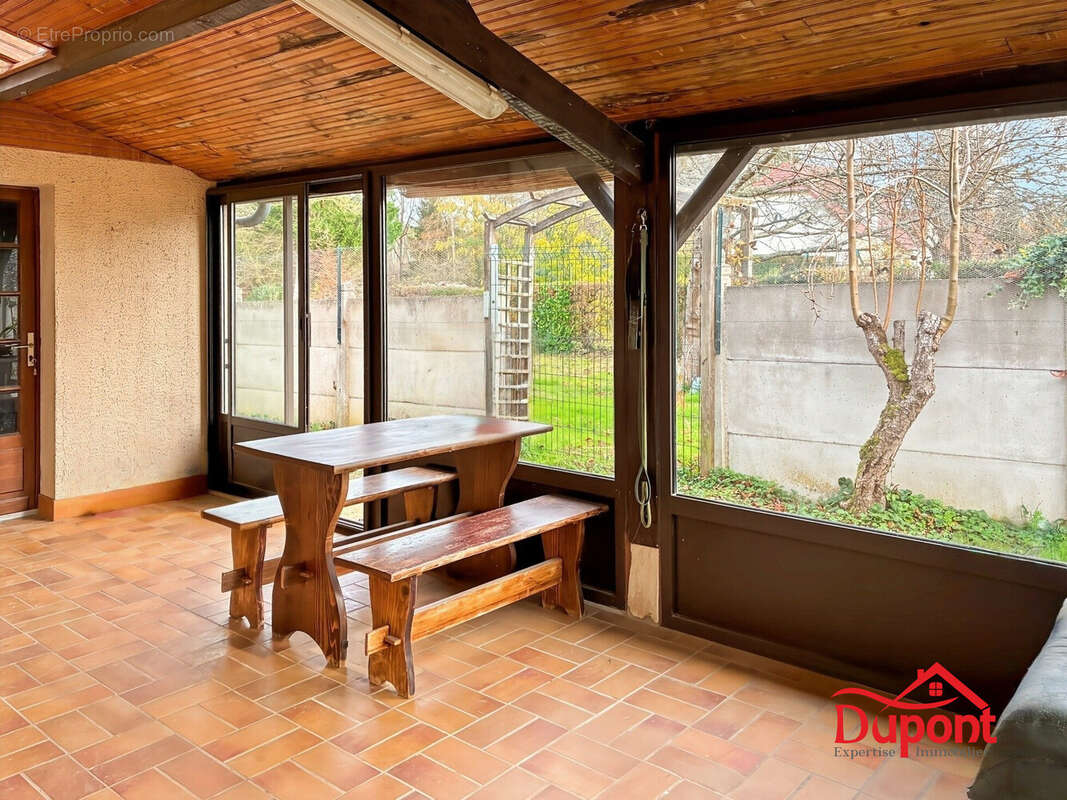 Maison à AIX-EN-OTHE