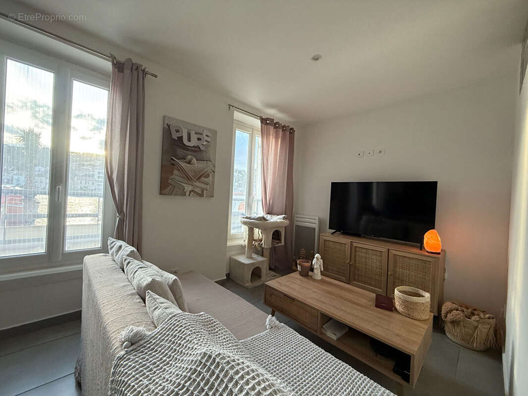 Appartement à SAINT-MANDRIER-SUR-MER