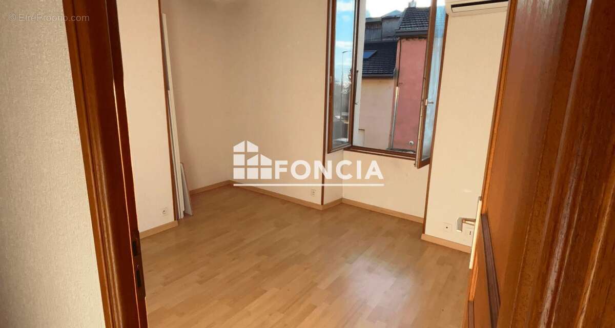 Appartement à VILLARD-BONNOT