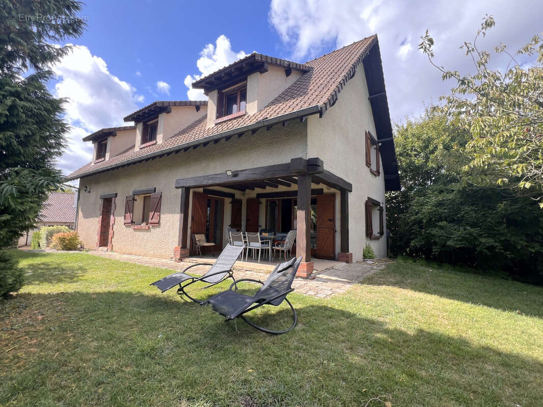 Maison à BU
