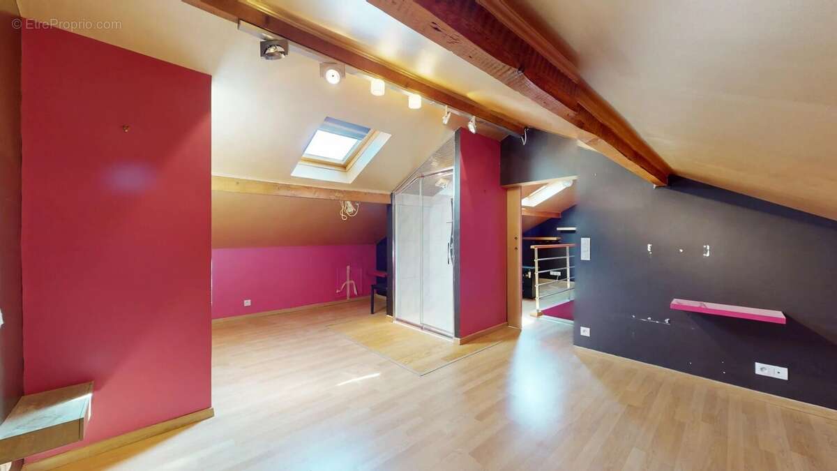 Maison à CHELLES