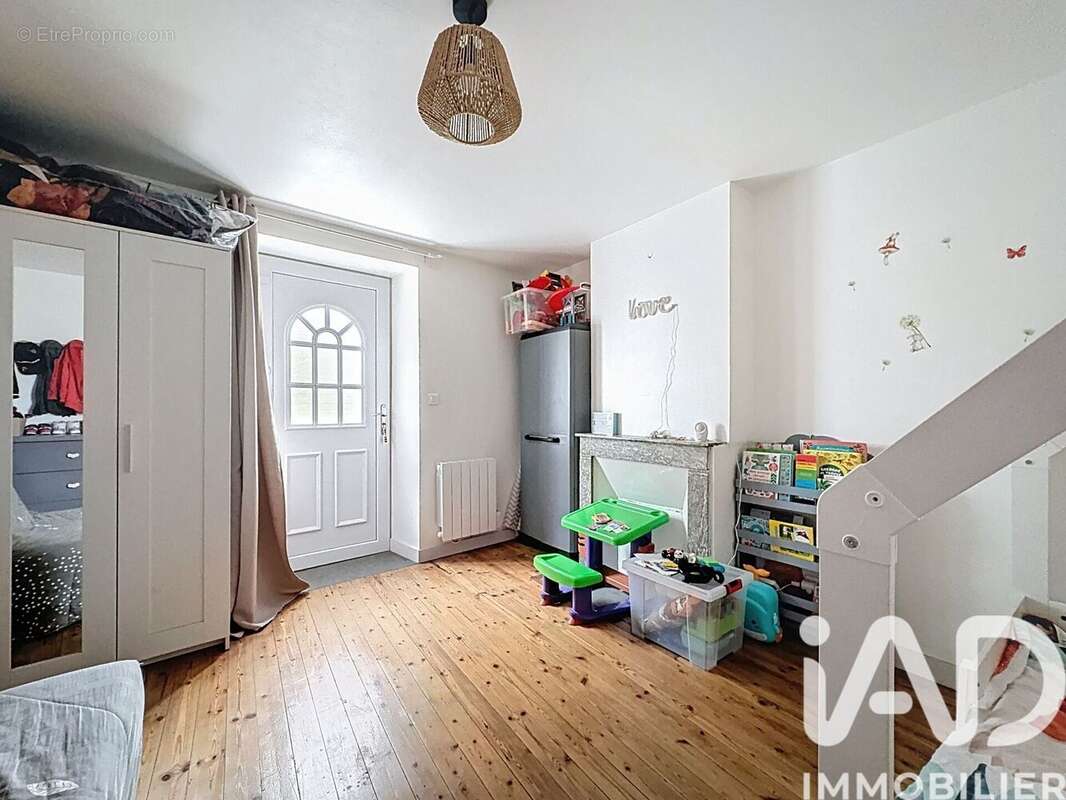 Photo 8 - Maison à CHARRON