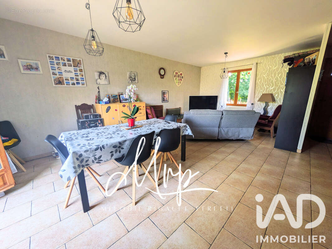 Maison 122 m² à Courtonne-Les-Deux-Eglises  - photo 3