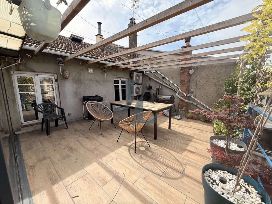 Appartement à PORTES-LES-VALENCE