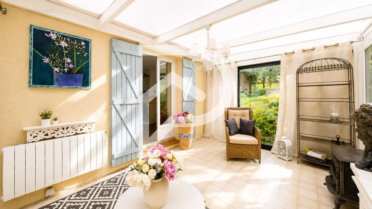 Maison à VAUX-SUR-SEINE