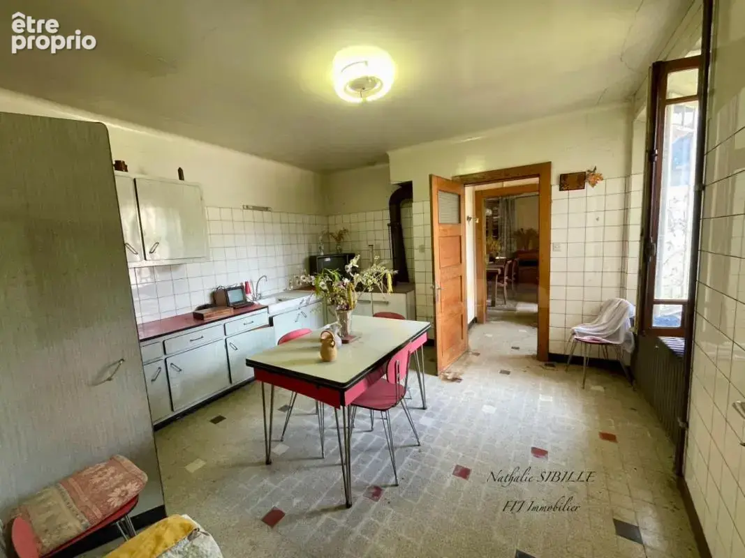 Maison 15 pièces / 346 m² / 95 000 EUR / JUSSEY - photo 3