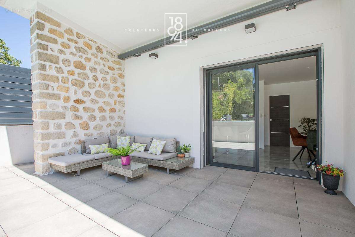 Appartement à MARSEILLE-13E