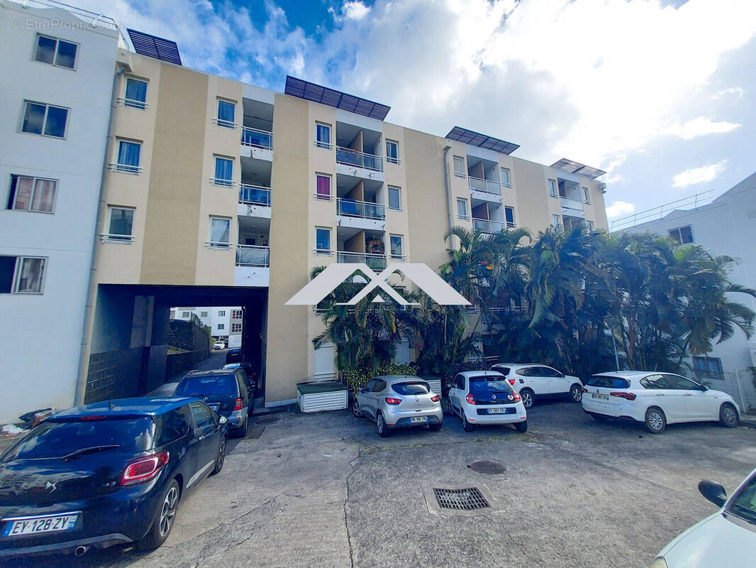Appartement à SAINT-DENIS