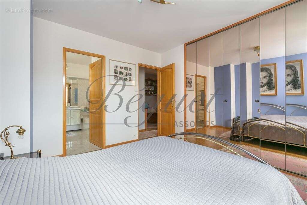 Maison à BOURG-LA-REINE