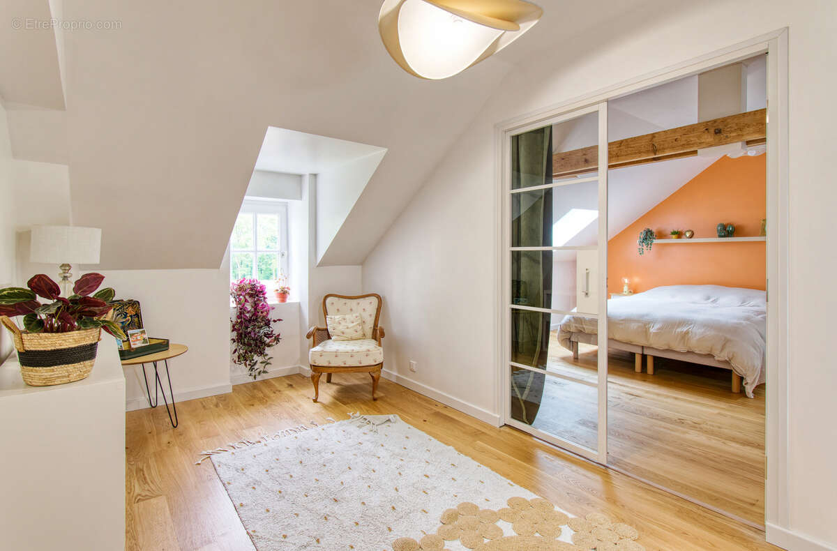 Maison à COUFFE