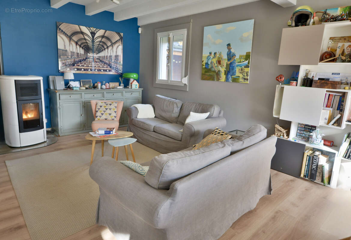 Maison à DIVONNE-LES-BAINS