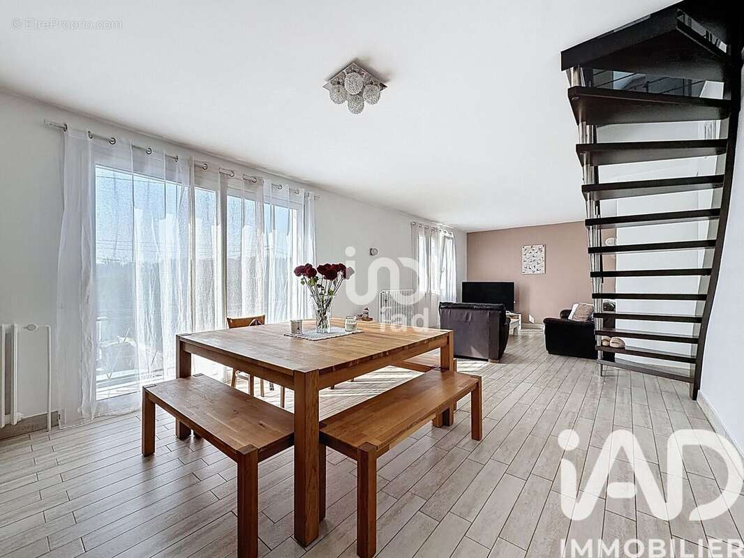 Photo 2 - Maison à GUERARD