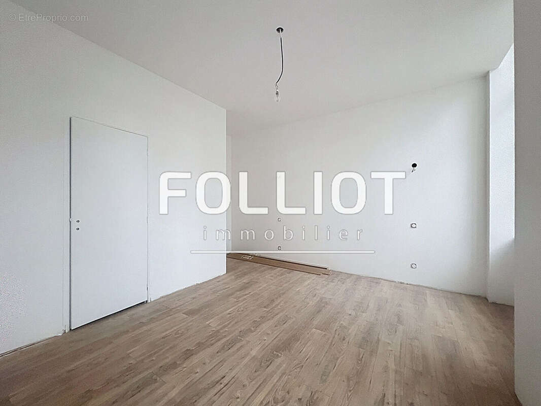 Appartement à FOUGERES