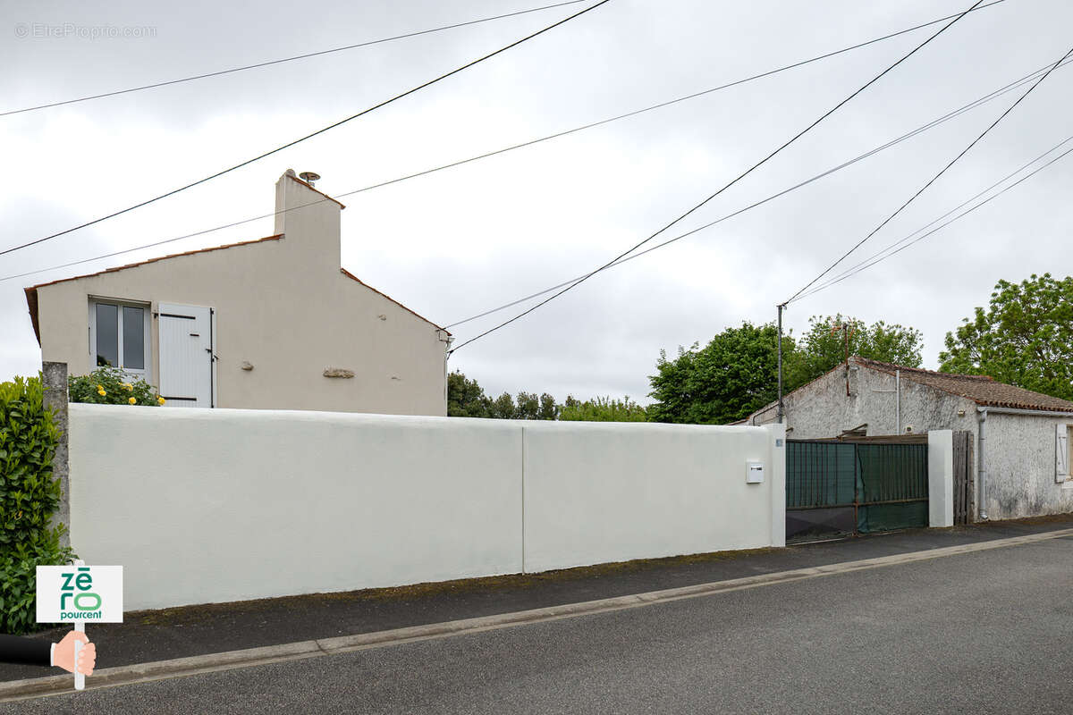 Maison à NALLIERS