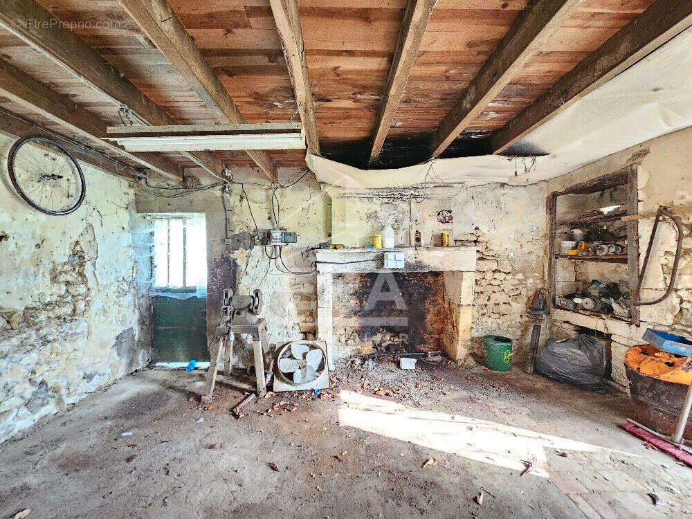 Maison à TORSAC