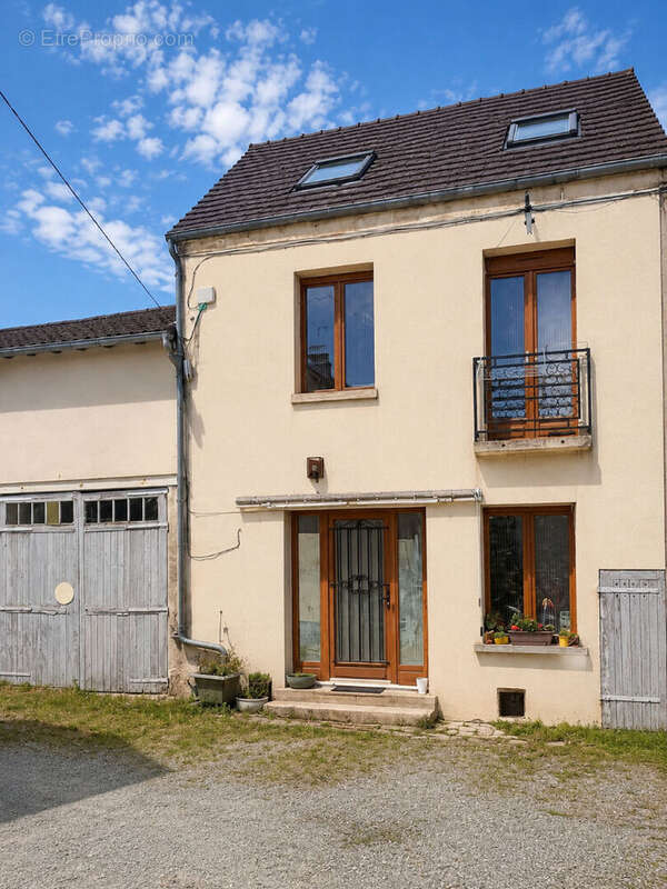 Maison à LAMORLAYE