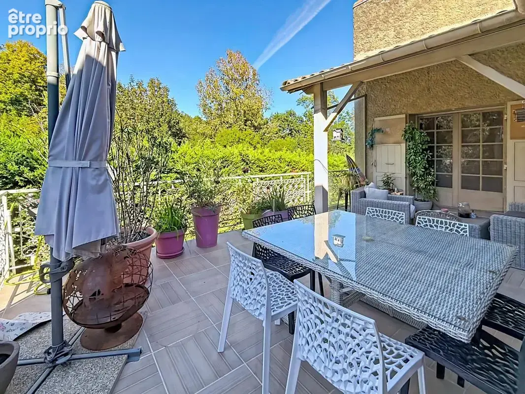 Maison au pied de la Tour de Soyons — 221 m² et parc de 3 200 m² - photo 6