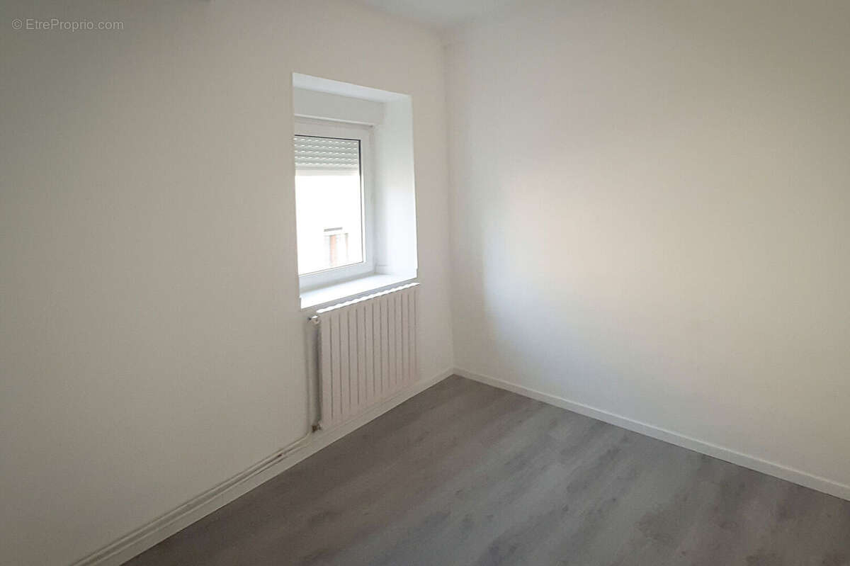 CARCASSONNE - VILLALBE Maison de village T5 104m² rénovée et déjà louée - photo 10