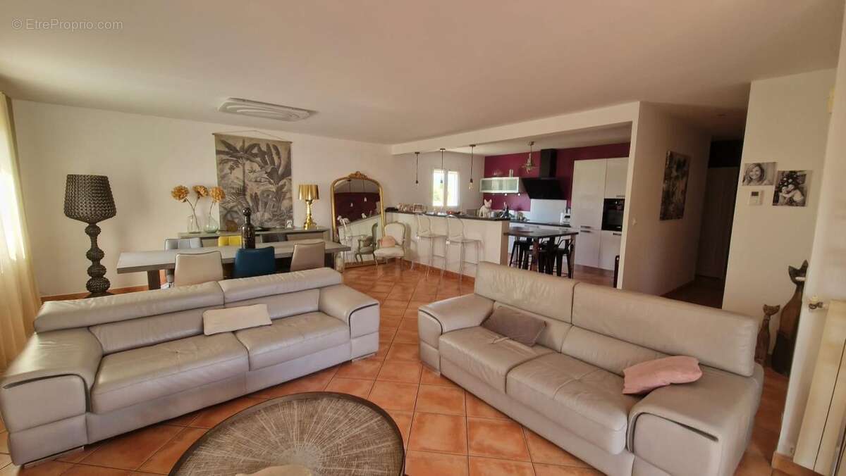 Maison T5 piscine - photo 3