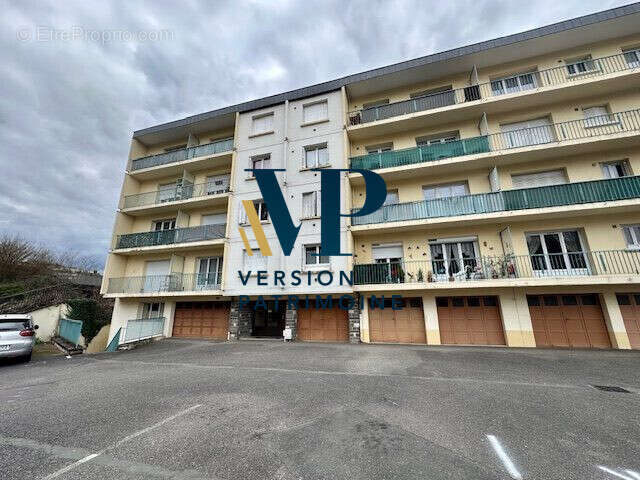 Appartement à SAINT-BONNET-AVALOUZE