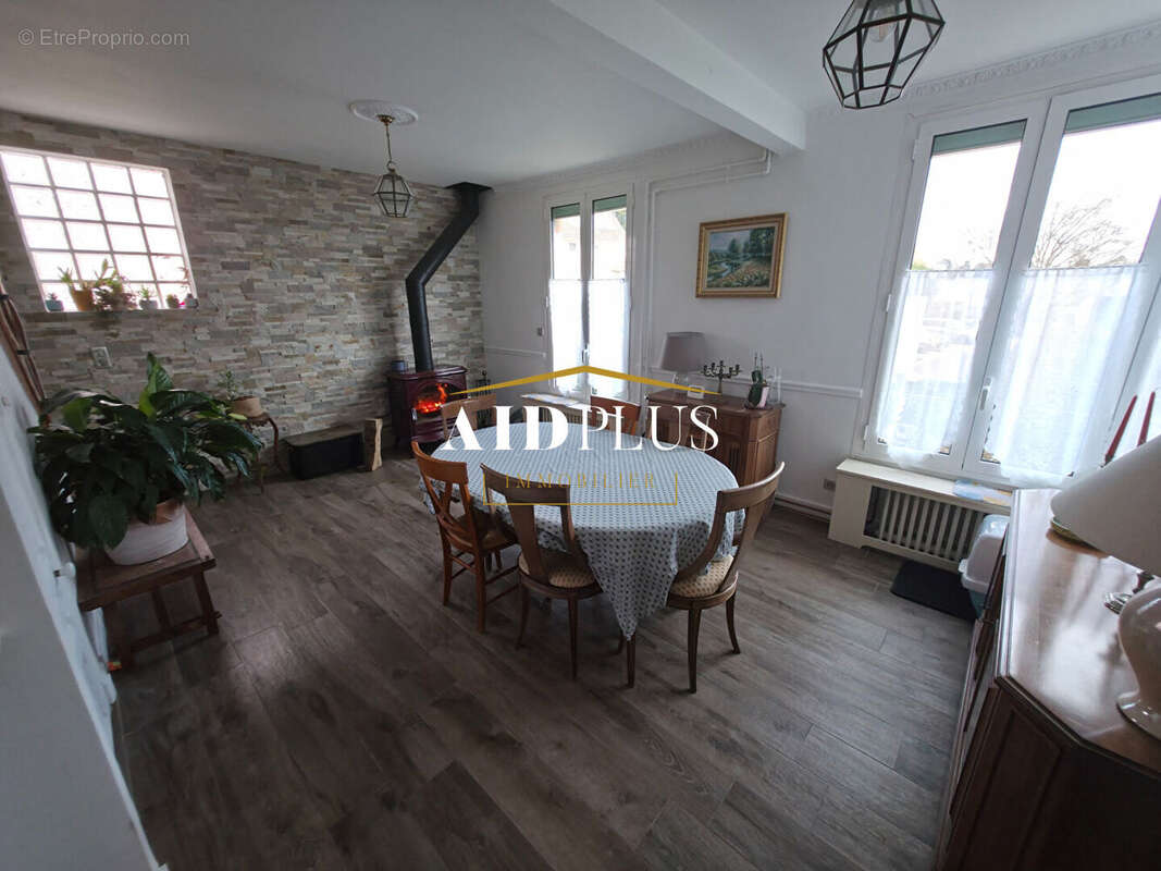 Maison à SAINT-PRIX