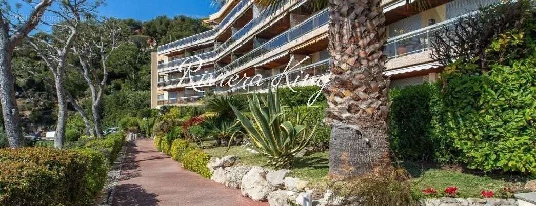 Alpes Maritimes (06) Villefranche-Sur-Mer, 4 Pieces, garage, 2 caves - photo 15