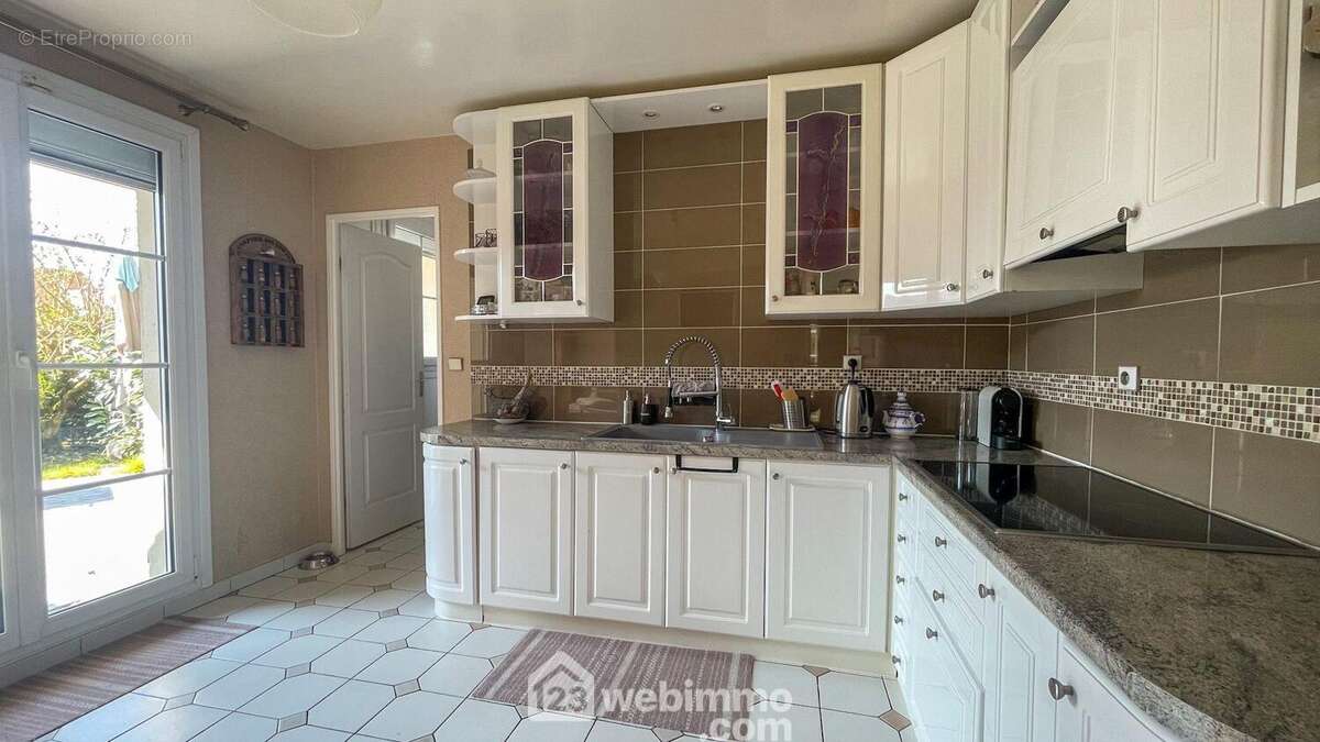 Maison à MAROLLES-EN-BRIE