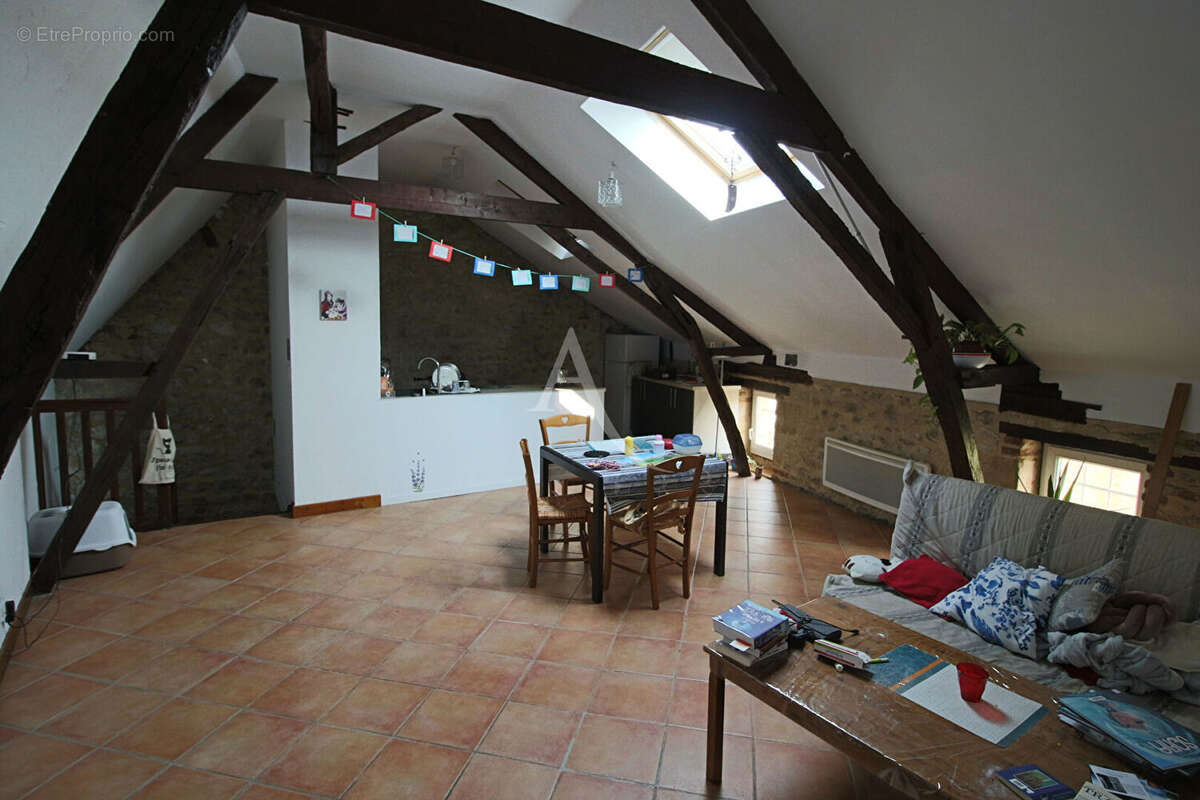 Immeuble avec bon rapport locatif - photo 5