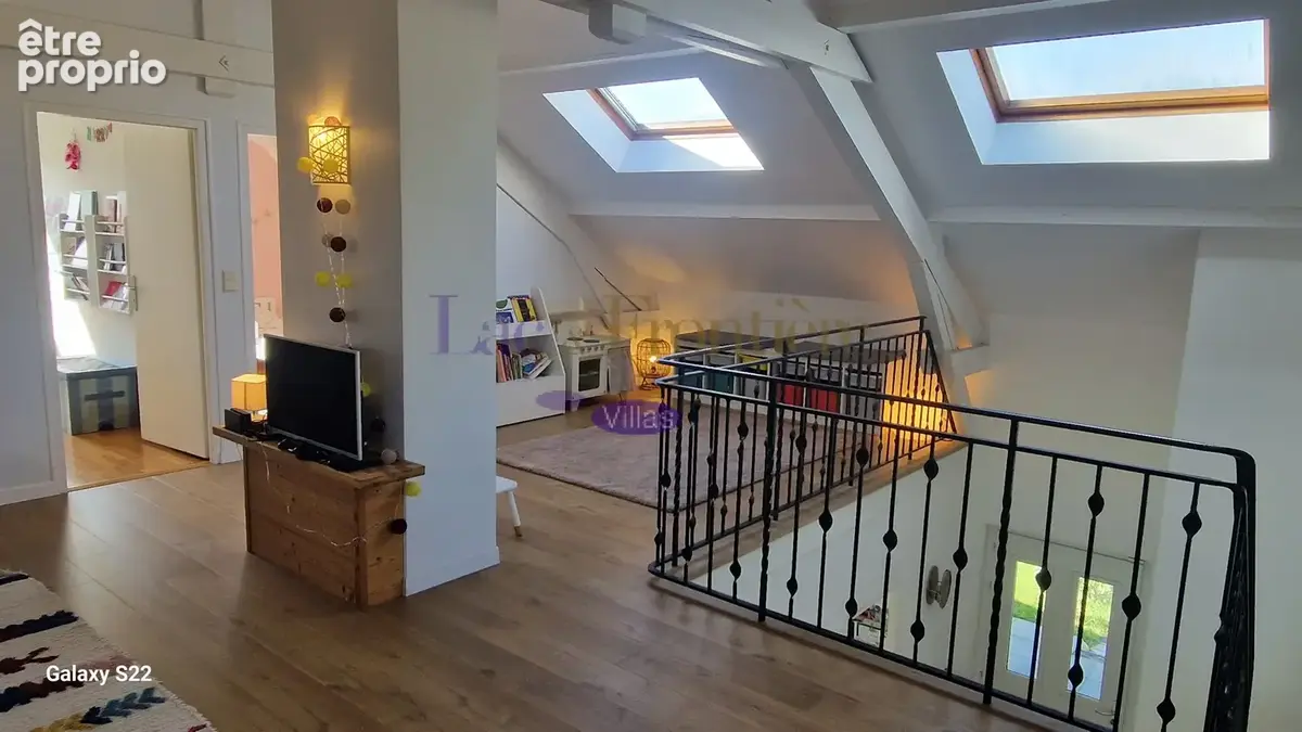 Maison 7 pièces 173 m² à vendre à Nernier (74140) - photo 11