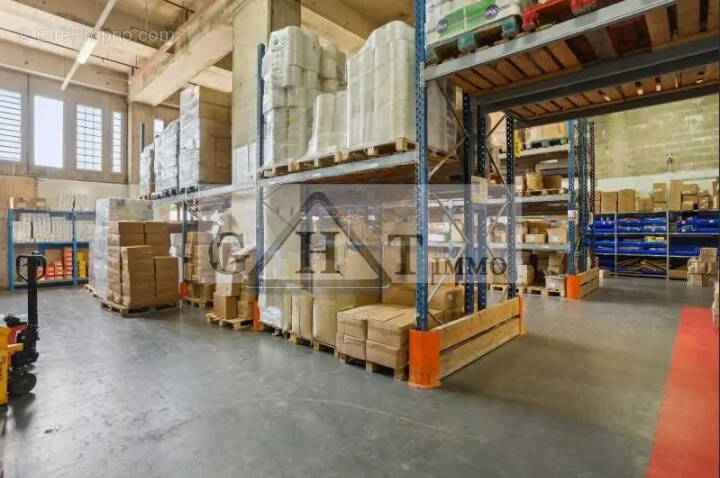 Commerce à MONTREUIL