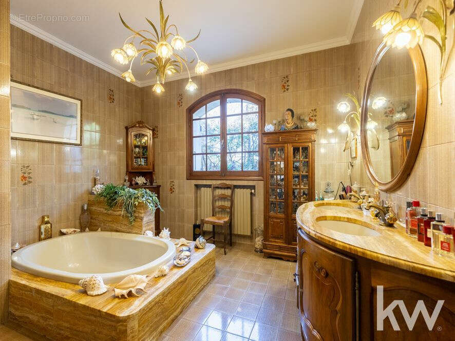 Maison à PLAN-DE-CUQUES