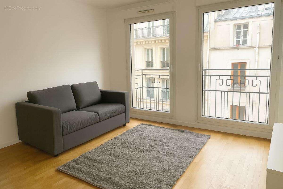 Appartement à PARIS-11E