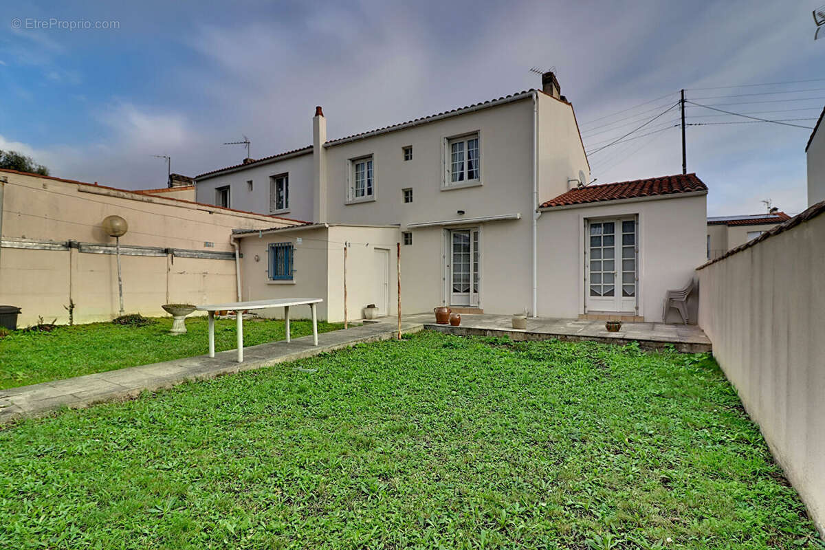 Maison à LA ROCHELLE