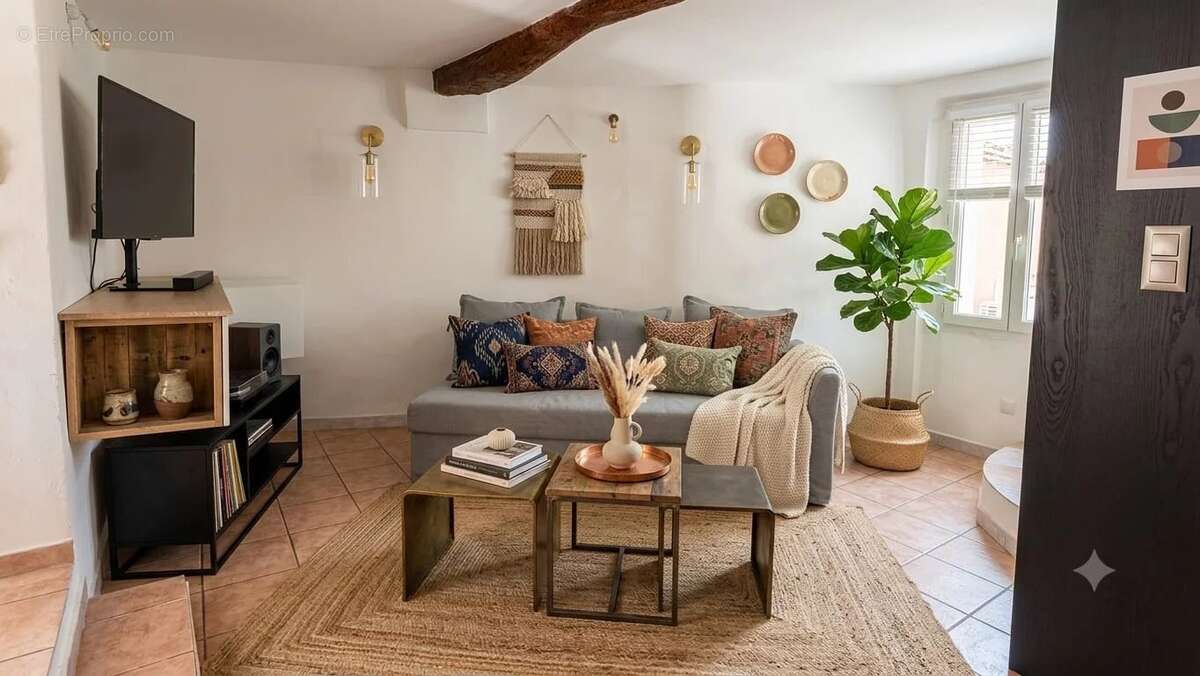 Maison à CUERS