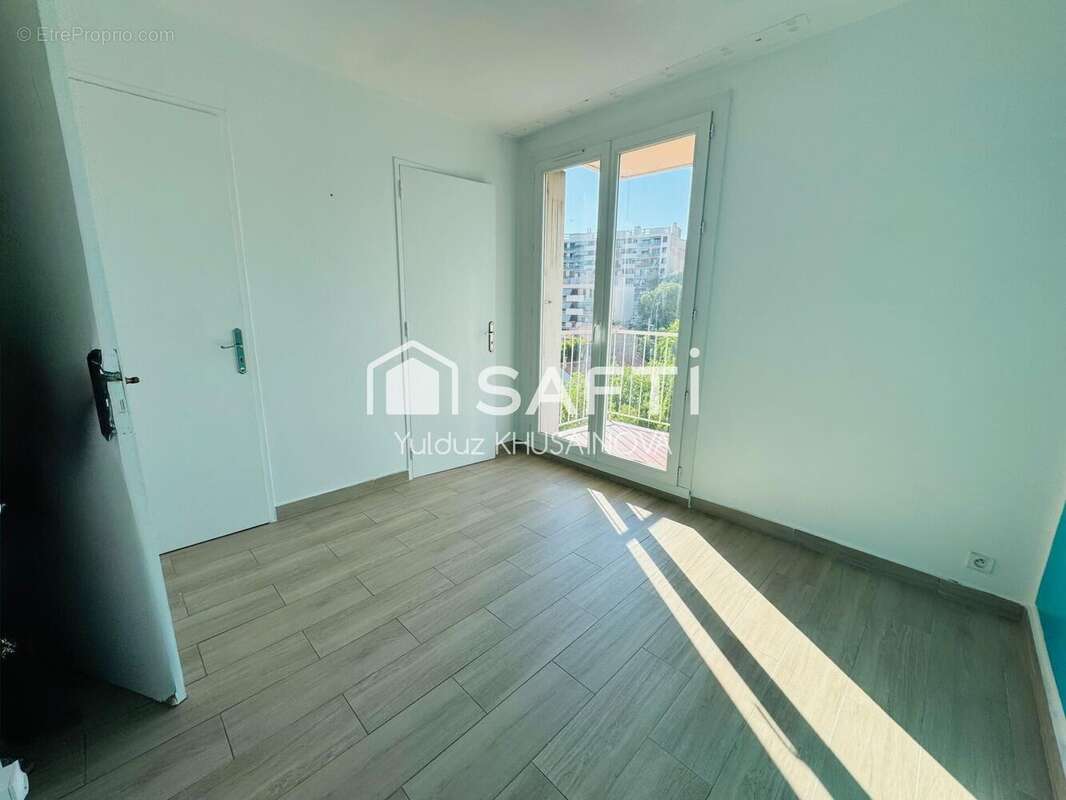 Photo 6 - Appartement à MARSEILLE-13E