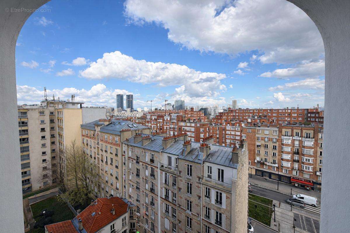 Appartement à PARIS-20E