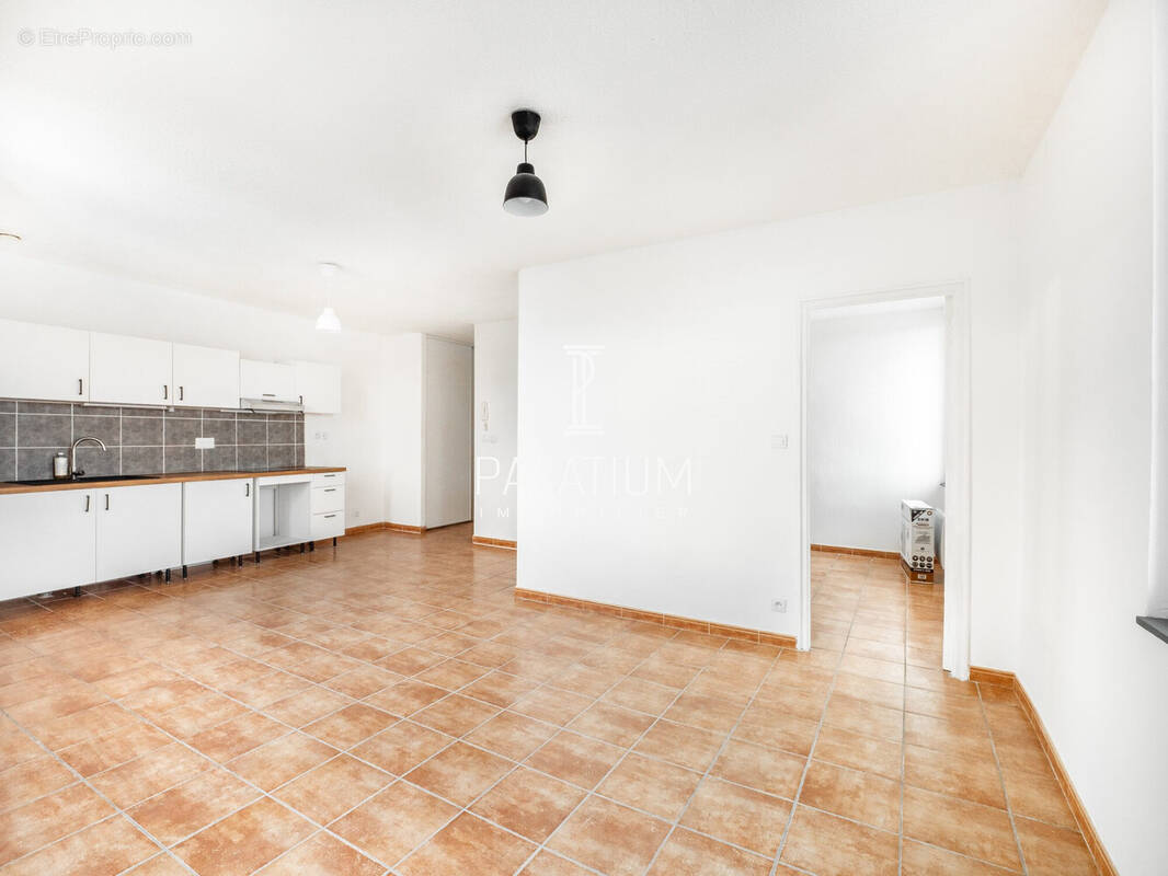 Appartement à SAINTE-TULLE