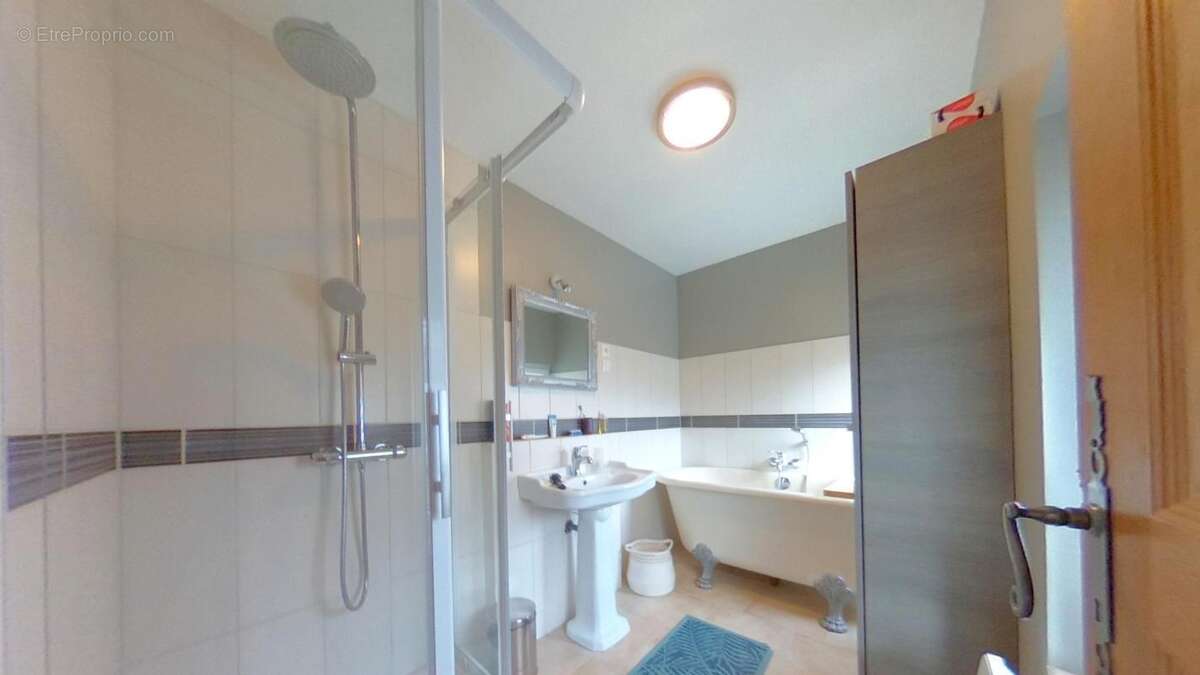 Maison à GOUZEAUCOURT