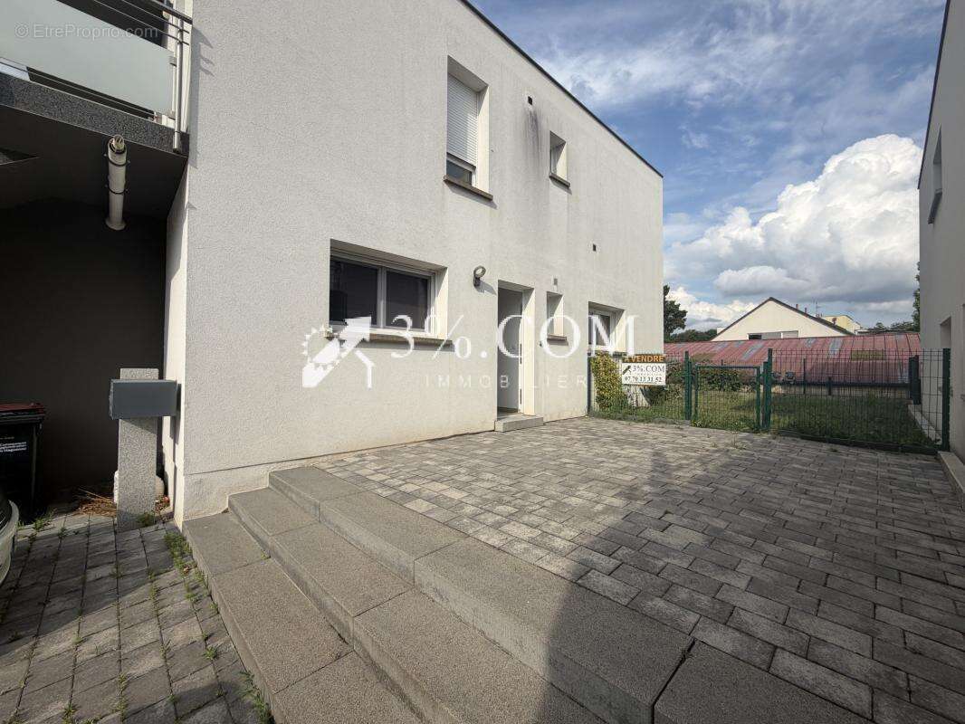 3%.COM lumineux 3 pièces 69m2 rez-de-jardin + garage et park - photo 17