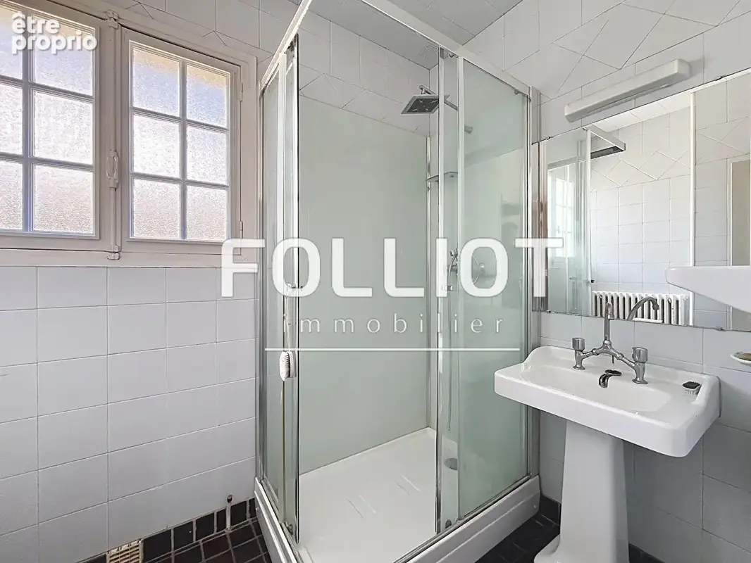 Maison et bâtiment Agneaux 50180 - photo 9