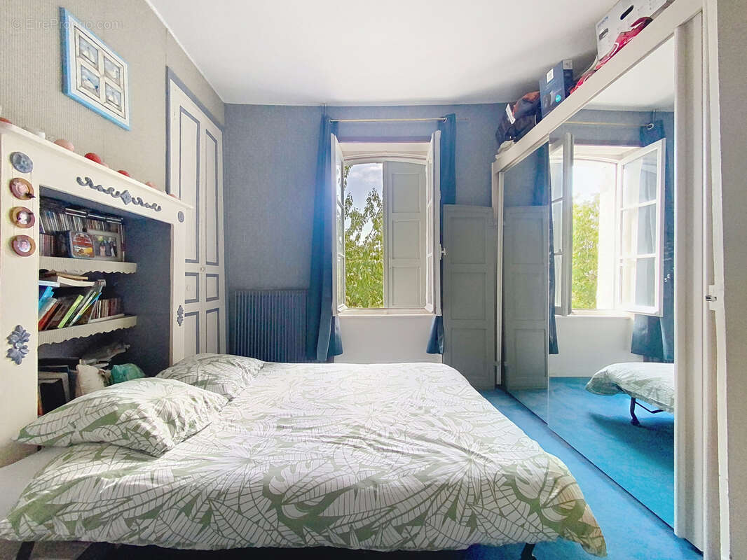 Maison à DONVILLE-LES-BAINS