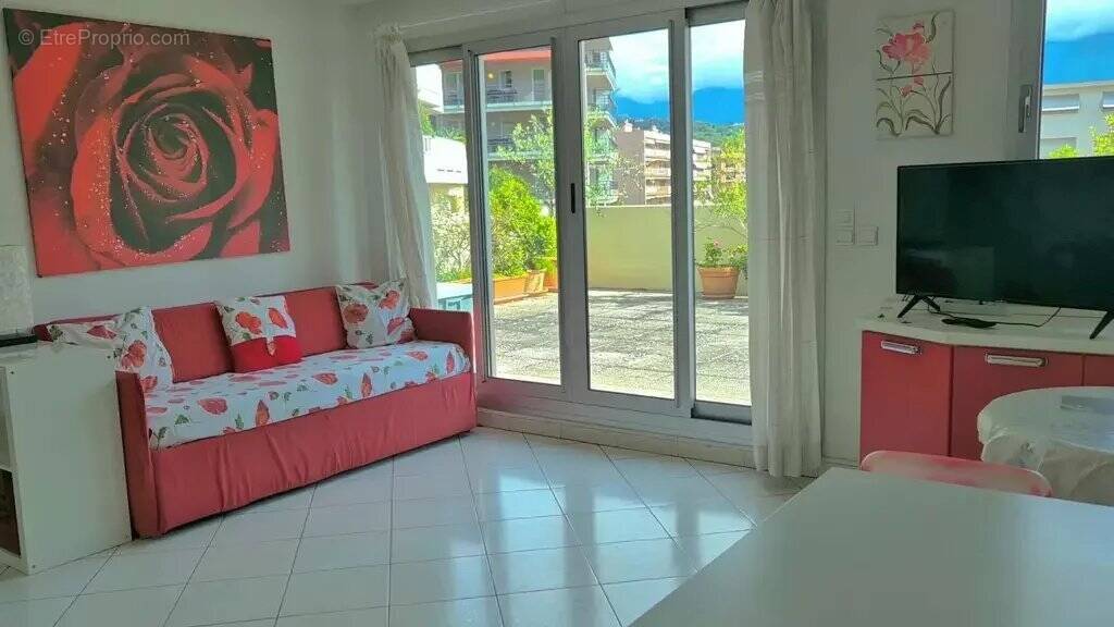Appartement à ROQUEBRUNE-CAP-MARTIN