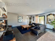 Maison à VILLENEUVE-DE-LA-RAHO