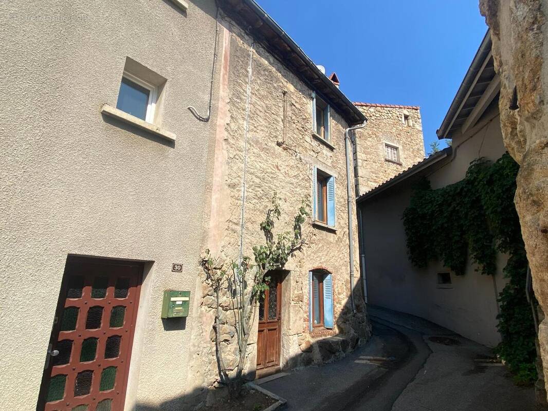 Photo 1 - Maison à COLOMBIER-LE-JEUNE